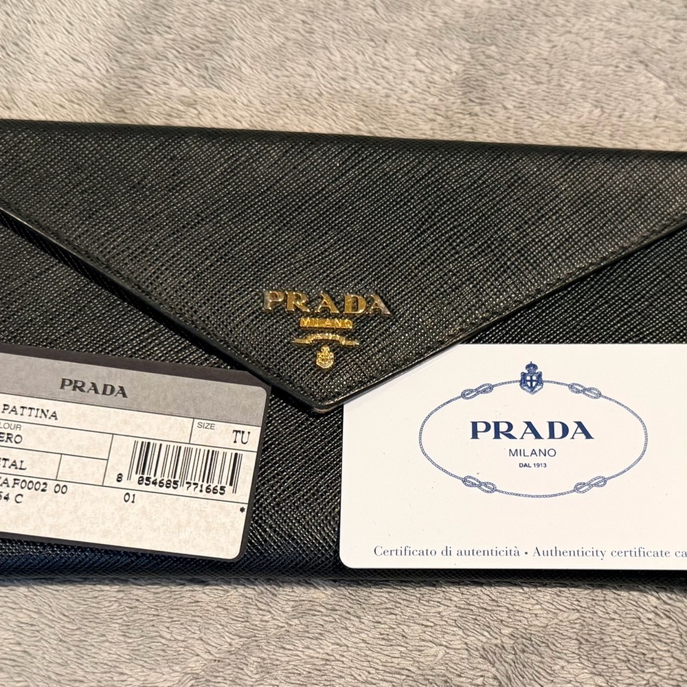 Prada Black Textured Envelope Clutch - Picture 7 of 7